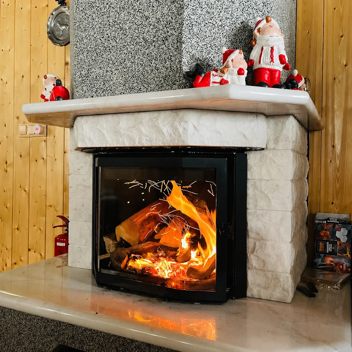 Kaminfeuer im Chalet anno 1794